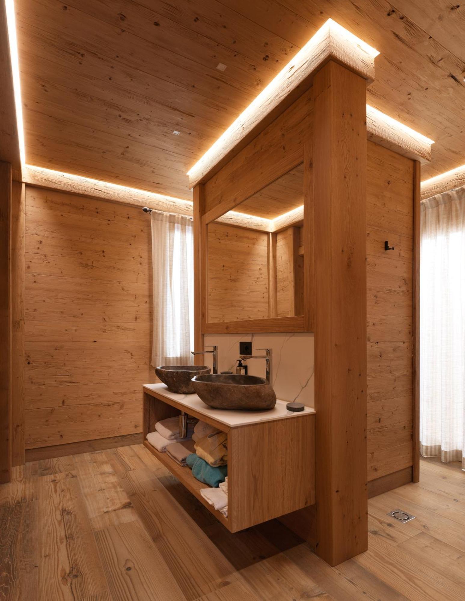 Hotel Haus Michaela Sappada Esterno foto