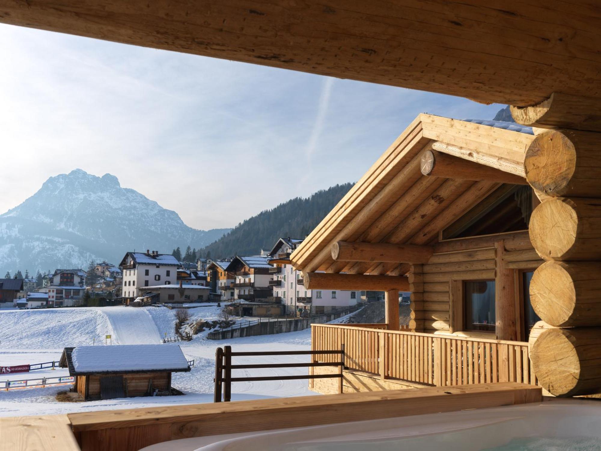 Hotel Haus Michaela Sappada Esterno foto