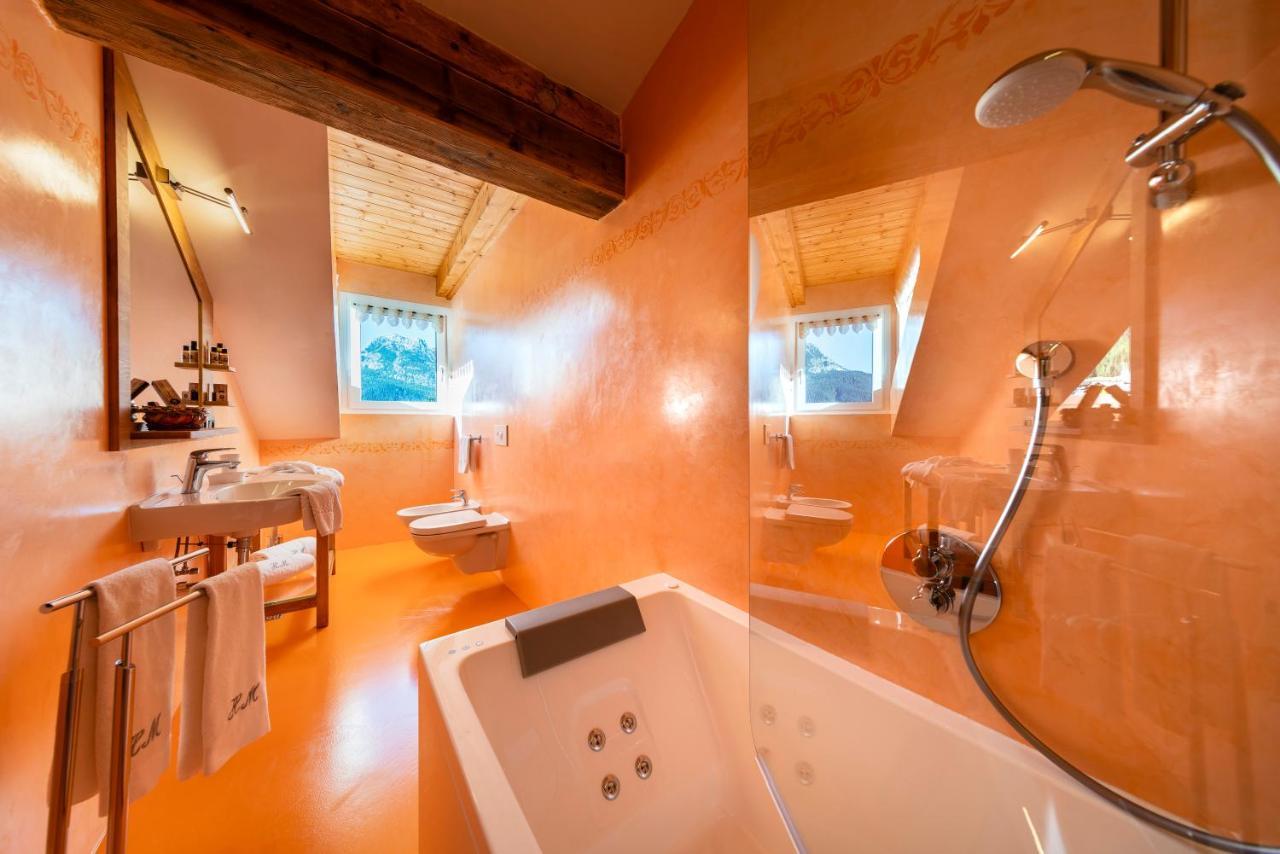 Hotel Haus Michaela Sappada Esterno foto